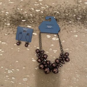 Simply Vera Wang necklace and earring set